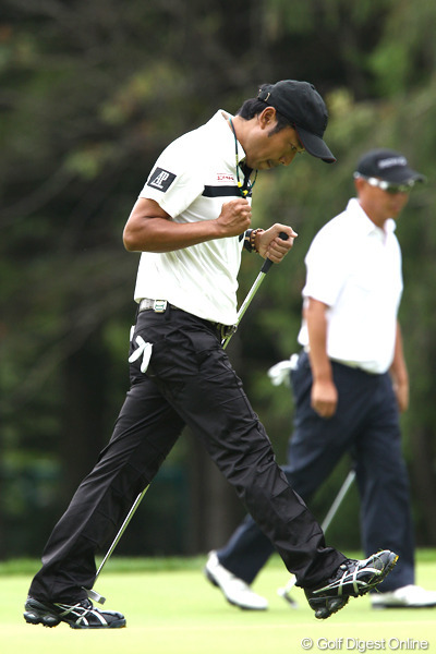 Shingo Katayama in a golf tournament